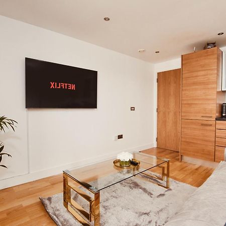 King Deluxe City Apt Large Balcony& Free Parking! Leeds  Exteriér fotografie